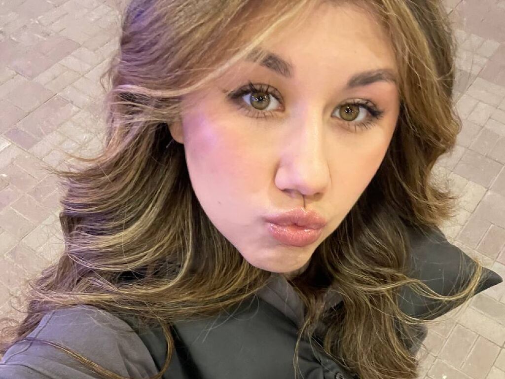 KamiHolland